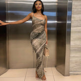 Vestido con estampado de serpiente